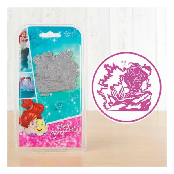 ADVENTUROUS ARIEL 8.3x7.4cm