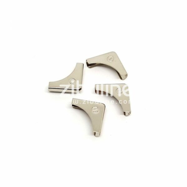 Coins métal - Vis gravée argentés